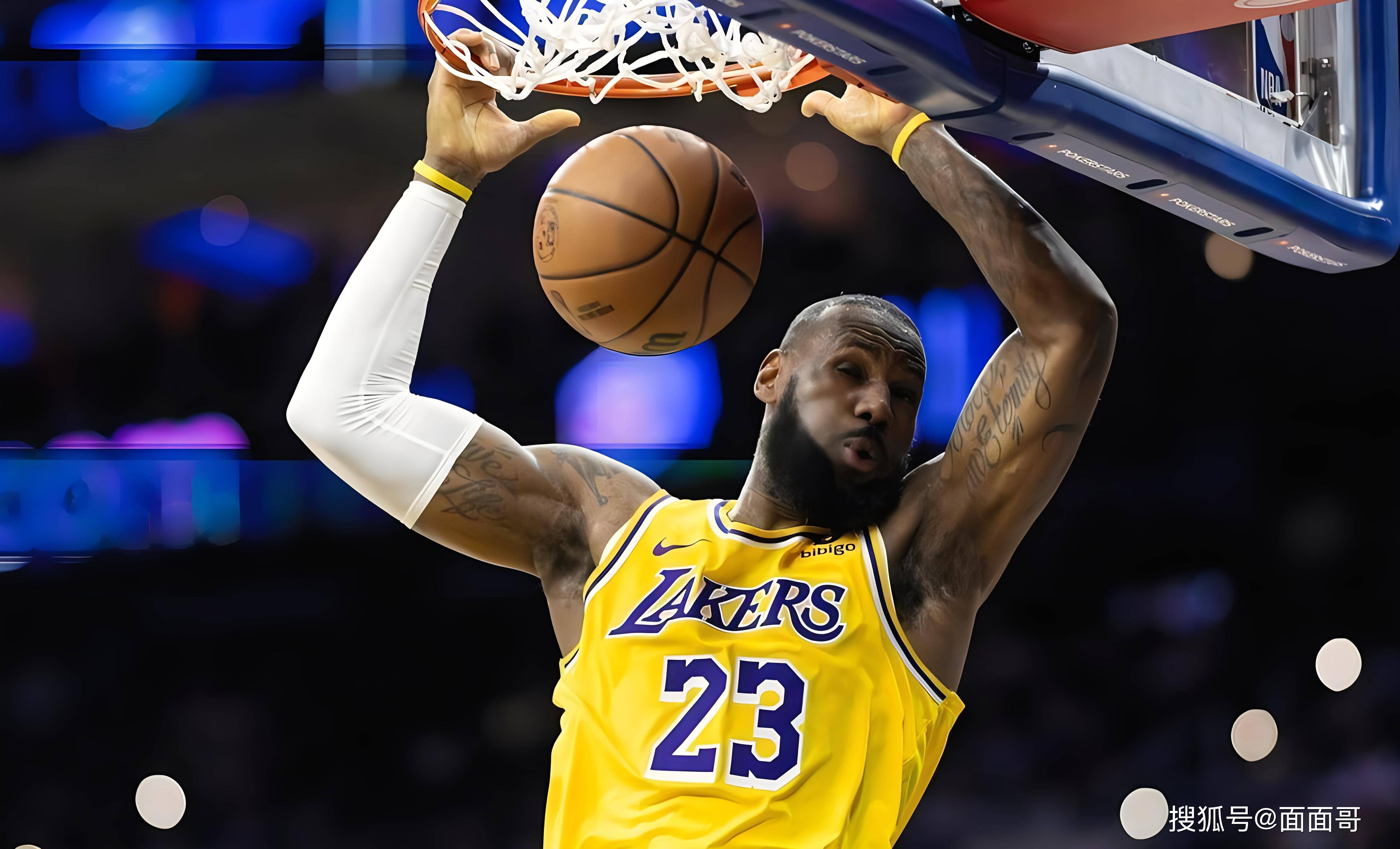 压哨三分绝 压哨三分绝